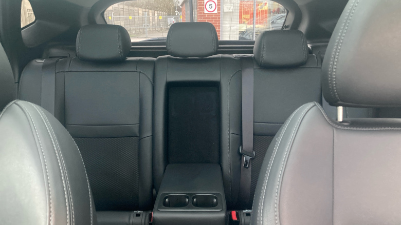 Nissan Qashqai 1.3 DiG-T 160 Tekna 5dr DCT Petrol Hatchback